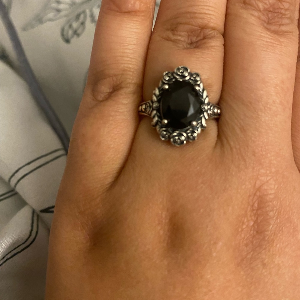 Regal Rose Maria Wreath onyx cocktail ring sterling silver